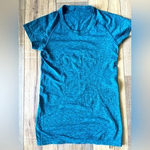 Lululemon swiftly t shirt